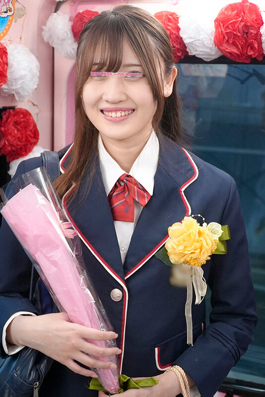 マジックミラー便 3分前まで女子○校生！～2025年～卒業式直後に初めての素股編 顔出し解禁！総勢20人全員SEXスペシャル！ギンギンに勃起したち○ぽを赤面まんコキ！恥じらいながらも濡れてしまった10代うぶオマ○コにヌルっと挿入で激イキ絶頂！！2枚組10時間！！││ハイビジョン│dvmm00241